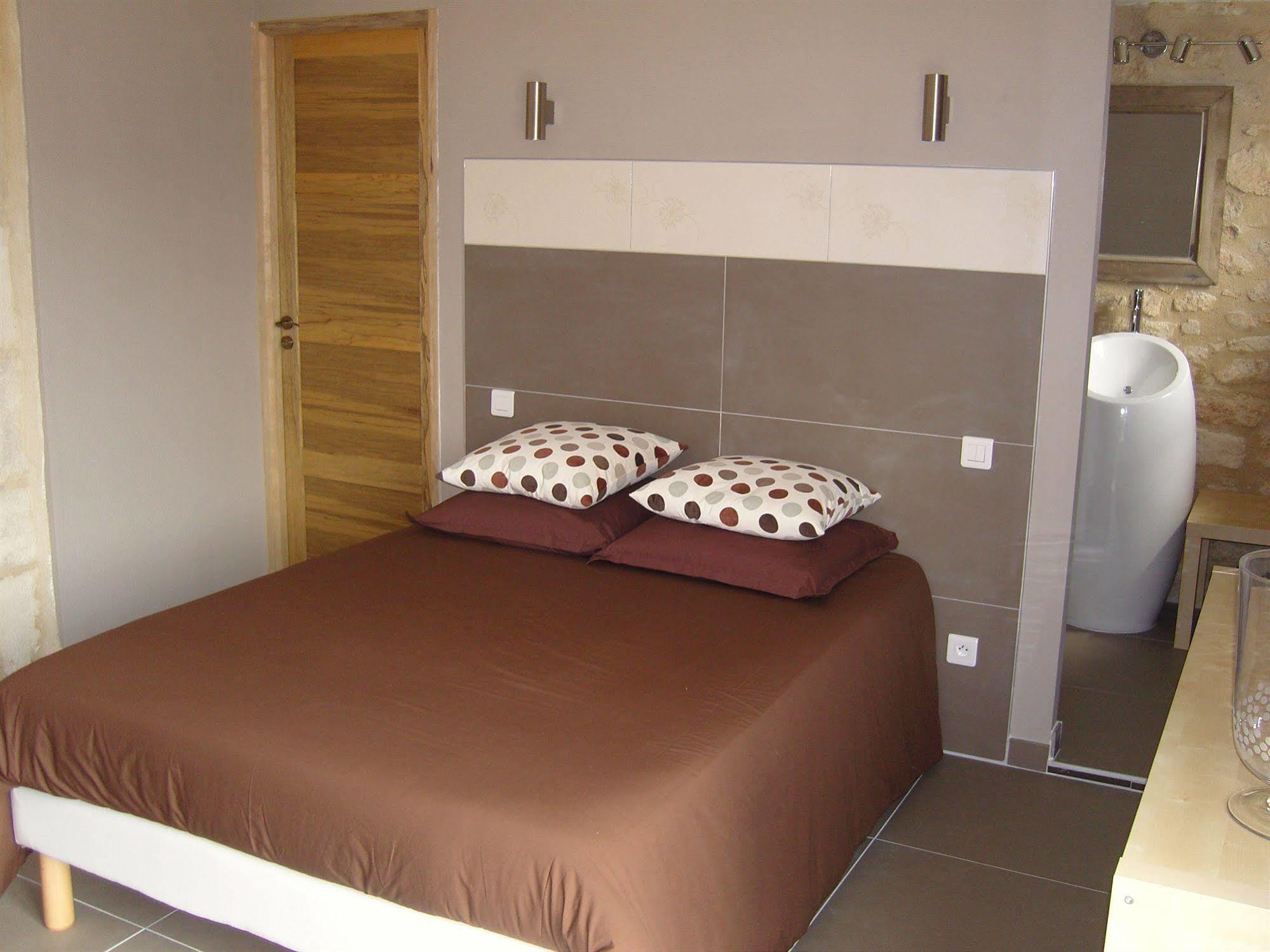 Mas Guiraud, Le Coquet Bed and Breakfast Beaucaire  Eksteriør billede