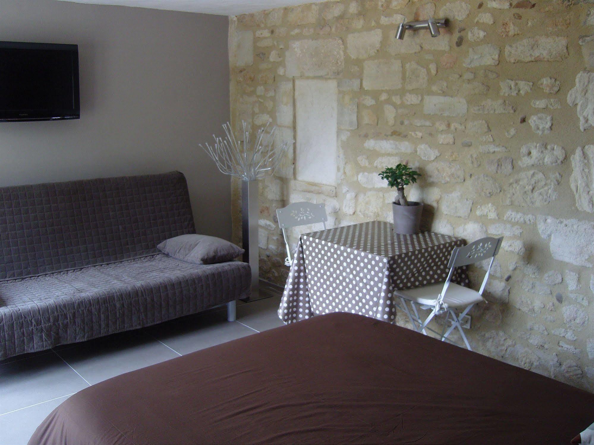 Mas Guiraud, Le Coquet Bed and Breakfast Beaucaire  Eksteriør billede
