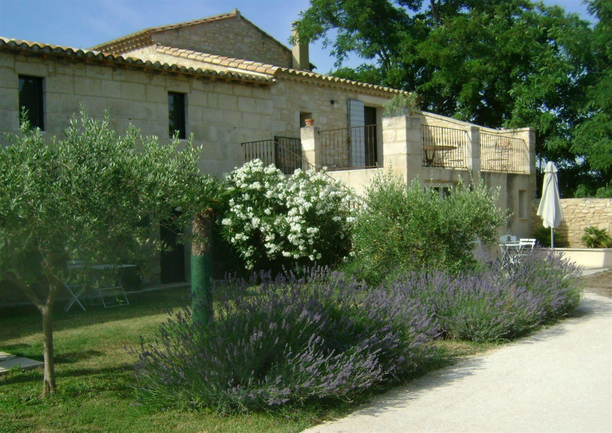 Mas Guiraud, Le Coquet Bed and Breakfast Beaucaire  Eksteriør billede
